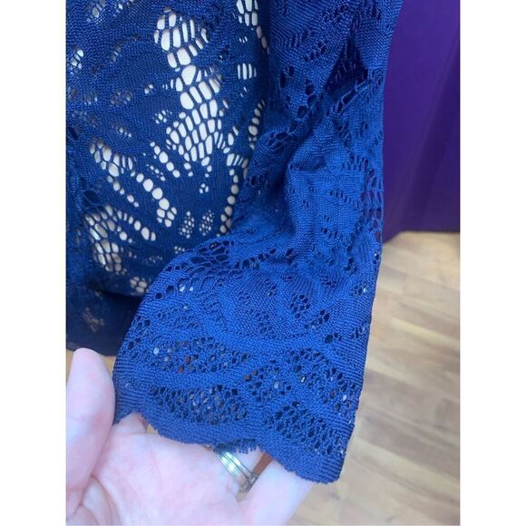 Lilly Pulitzer Womens True Navy Blue Tiki Wrap Lace Romper Small - Picture 8 of 9